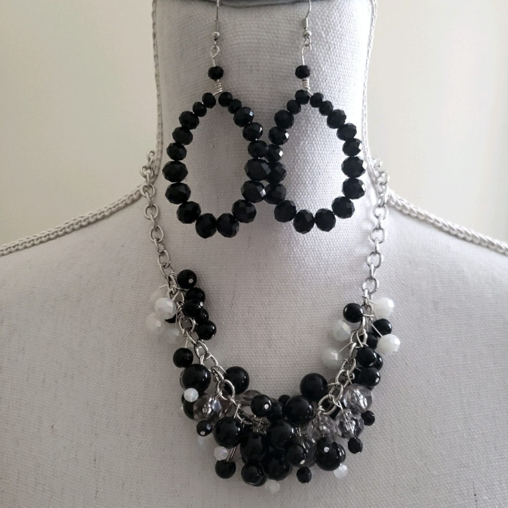 Neck & Earrings